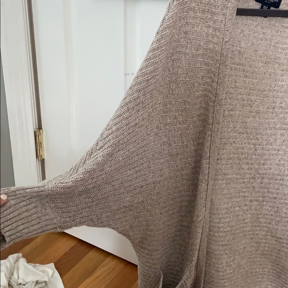 Sweater - Picture 2 of 4